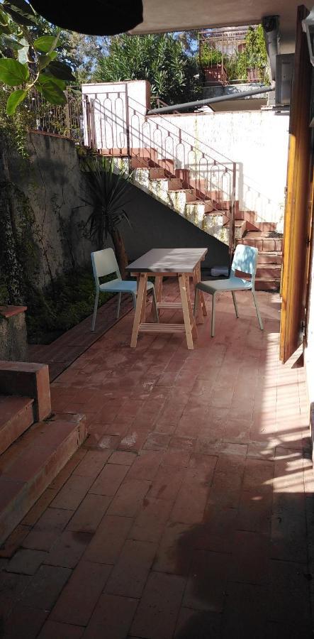 House Near The Beach Giardini Naxos Exterior photo
