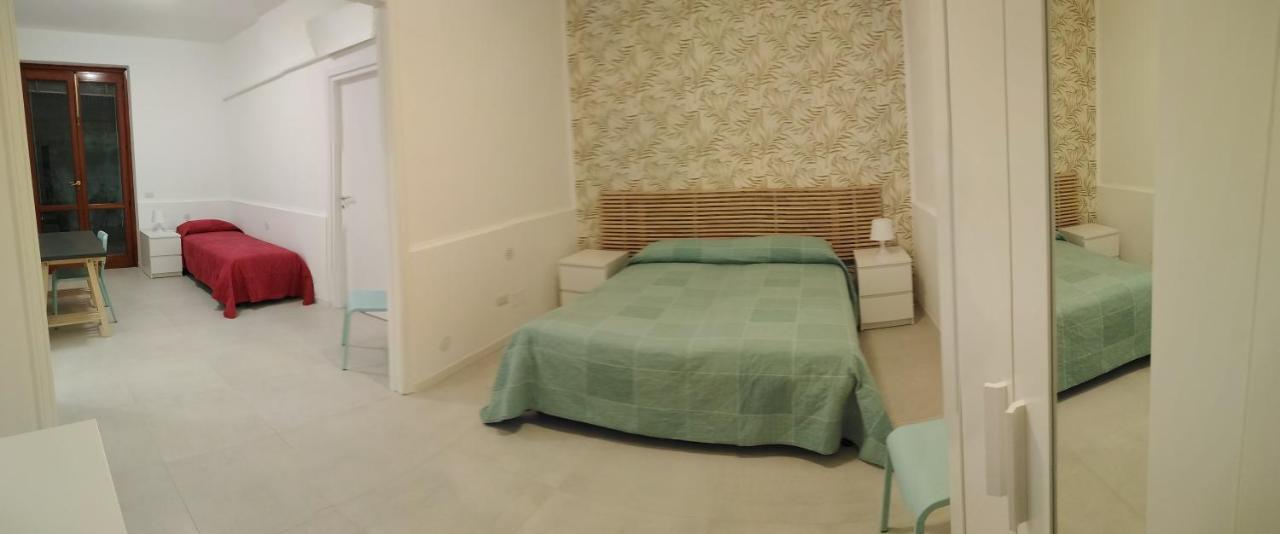 House Near The Beach Giardini Naxos Exterior photo
